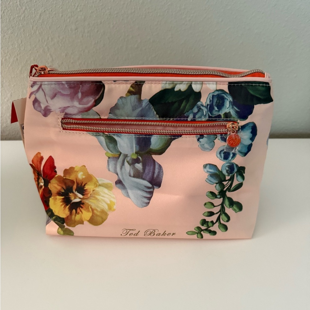 NWT Ted Baker London large, luxurious floral cosmetic bag - Picture 3 of 8